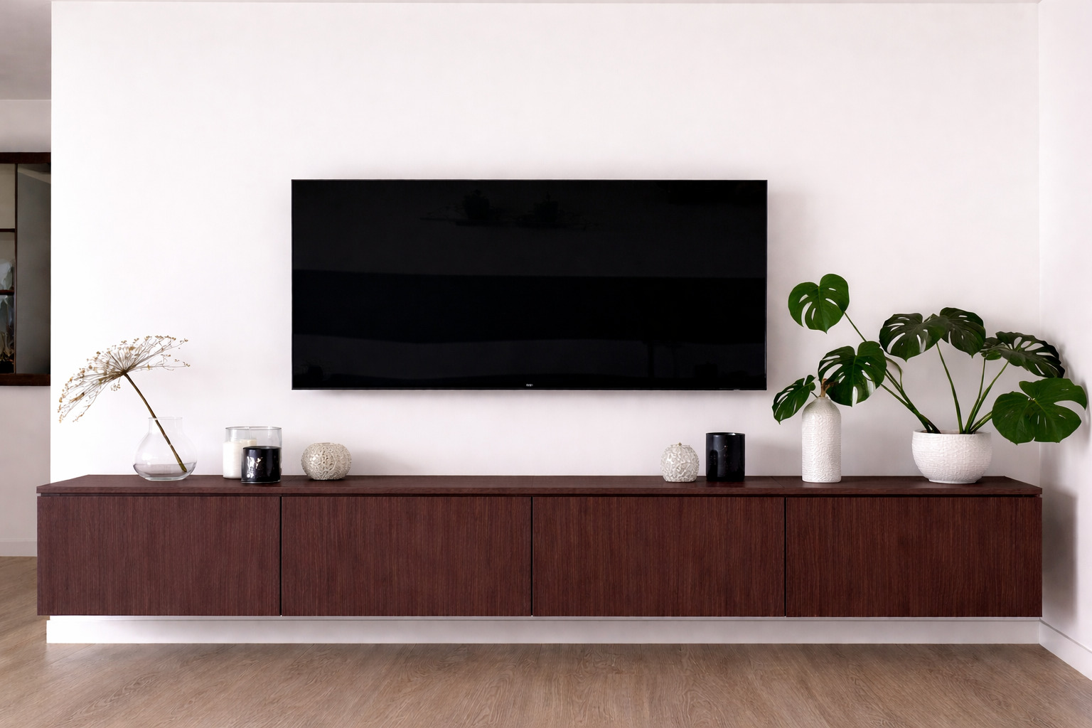 Banner ilustrado de Rack TV